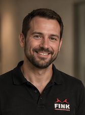 Portrait von Marek Fink, Physiotherapie